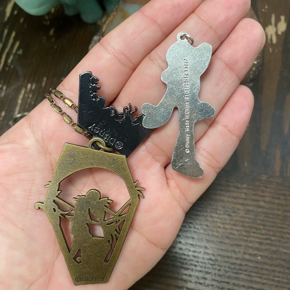Nightmare Before Christmas Necklace/Extra Pendant - Picture 7 of 12